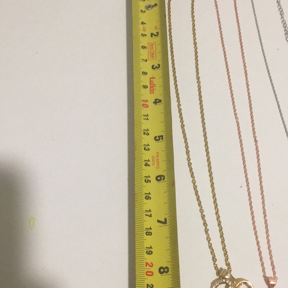 3 girls necklaces - Picture 3 of 3